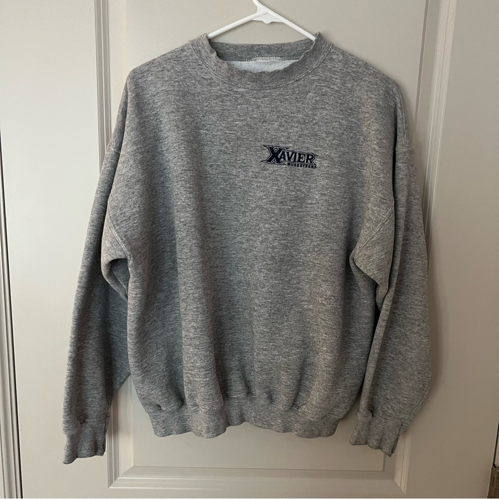 Xavier University long sleeve Crewneck pullover sweatshirt | size small
